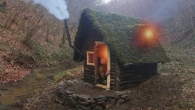 Building a Secret Winter Shelter in the Wild!
