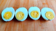 Варю ЯЙЦА и готовлю из них ЗАКУСКУ, которую сметут первой с праздничного стола! Вкусный рецепт.