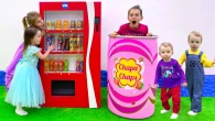 Five Kids Pretend Play Shopping in DIY Store + more Children's Songs and Videos
