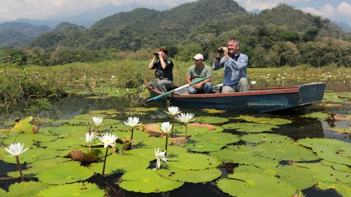 Nigel Marven: Wild Central America