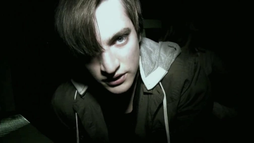 Шукачі могил 2 UHD