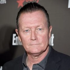 Robert Patrick