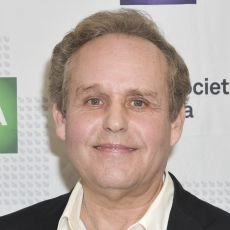 Peter MacNicol