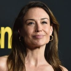 Claire Forlani
