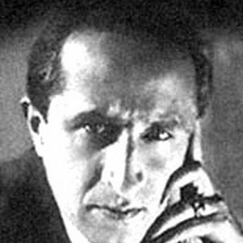 Лев Кулешов