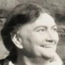 Lucille La Verne