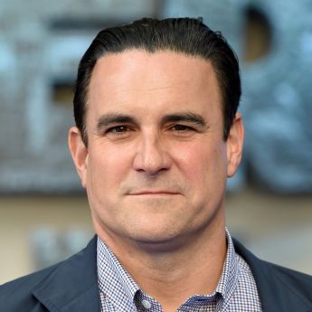 Mark Vahradian
