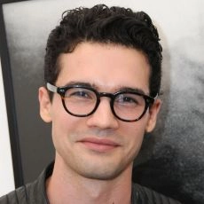 Steven Strait