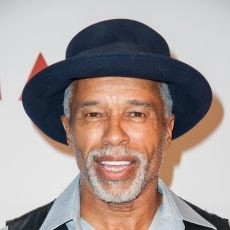Damien Leake