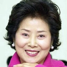 Lee Yong-nyeo