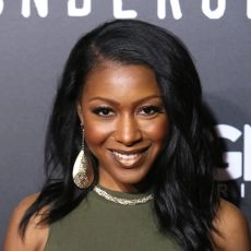 Gabrielle Dennis