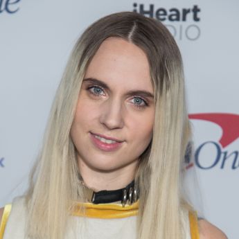 MØ