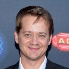 Jason Earles