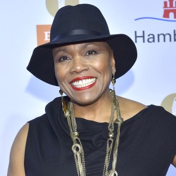 Dee Dee Bridgewater