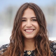 Izïa Higelin