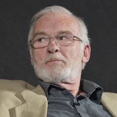 Ian McElhinney