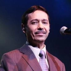 Eddie Santiago
