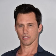 Jeffrey Donovan