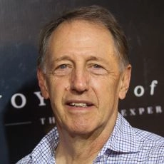 Dennis Dugan