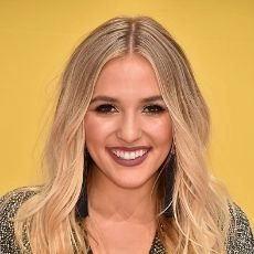Lennon Stella