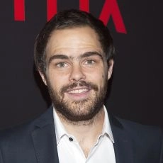 Peter Lanzani