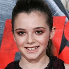Alexa Nisenson