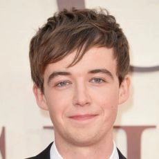 Alex Lawther