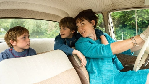 Материнский инстинкт (жестовым языком)