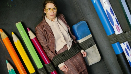 Помогите, я уменьшил свою училку! UHD HDR